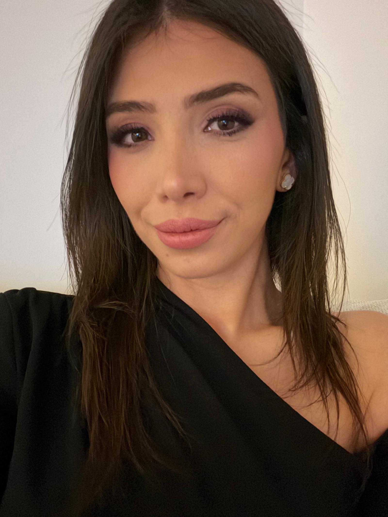 Nour — mobile makeup artist