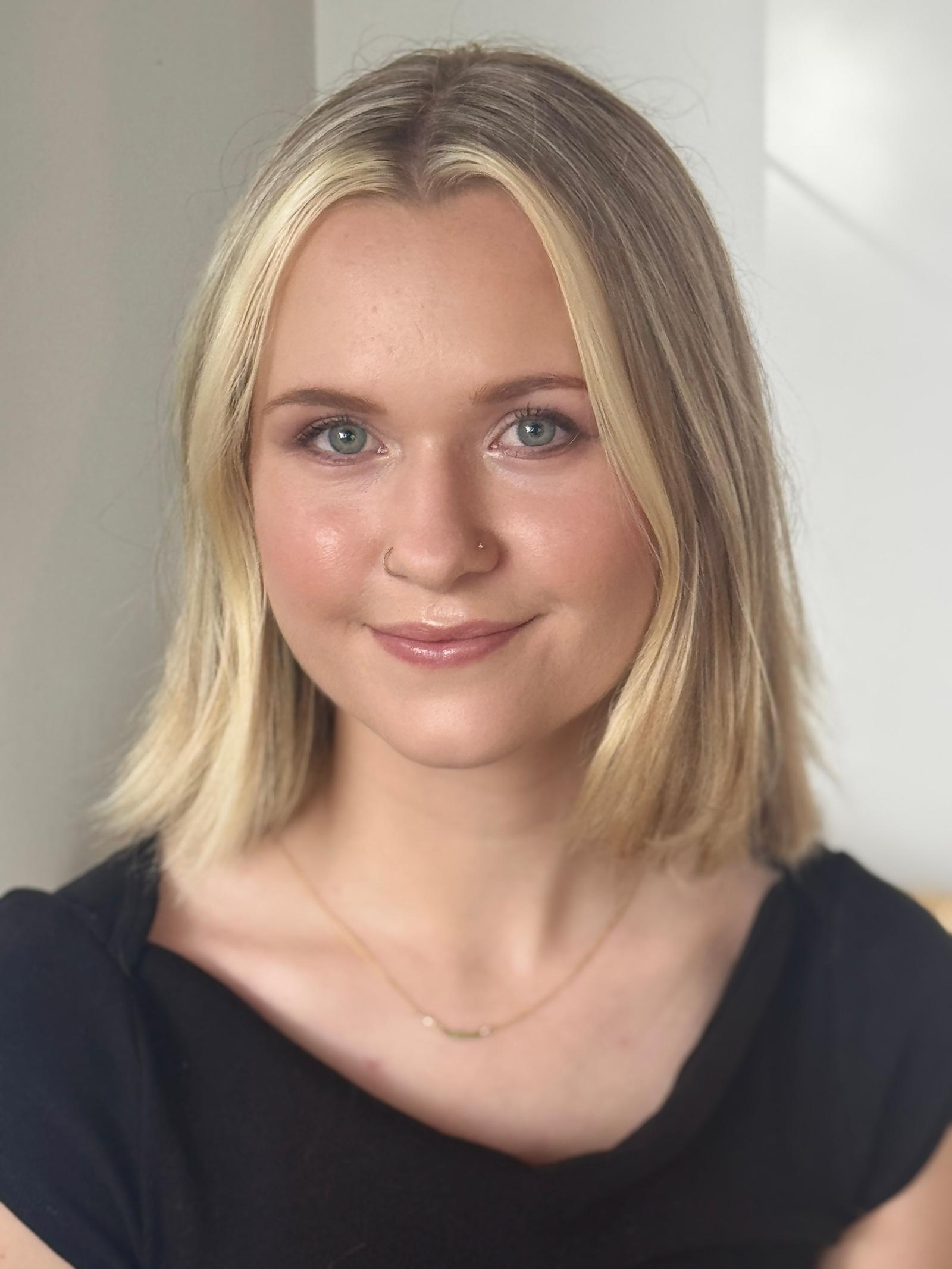 Rebecca — makeup & hair artist