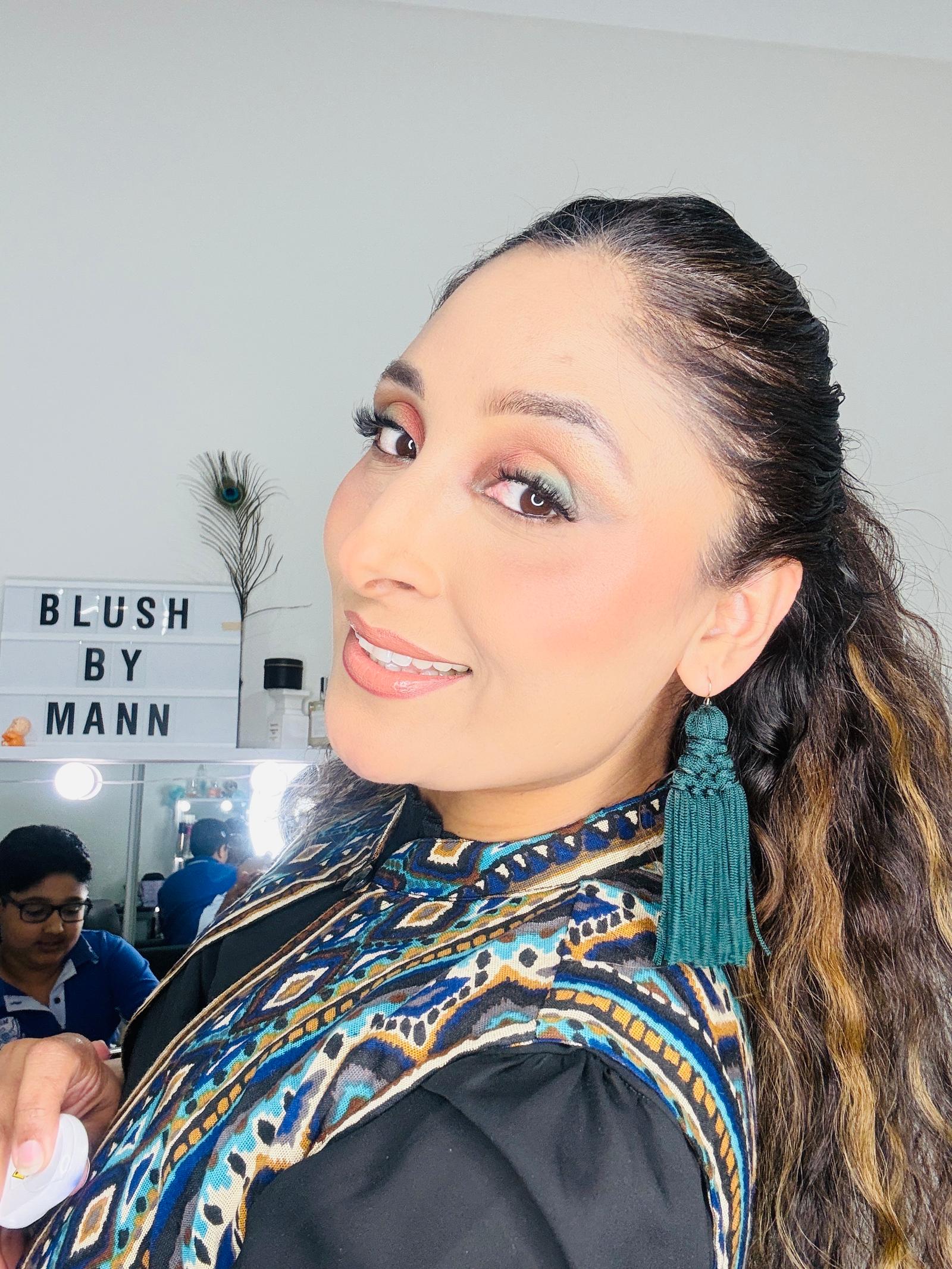 Tracey — mobile makeup artist