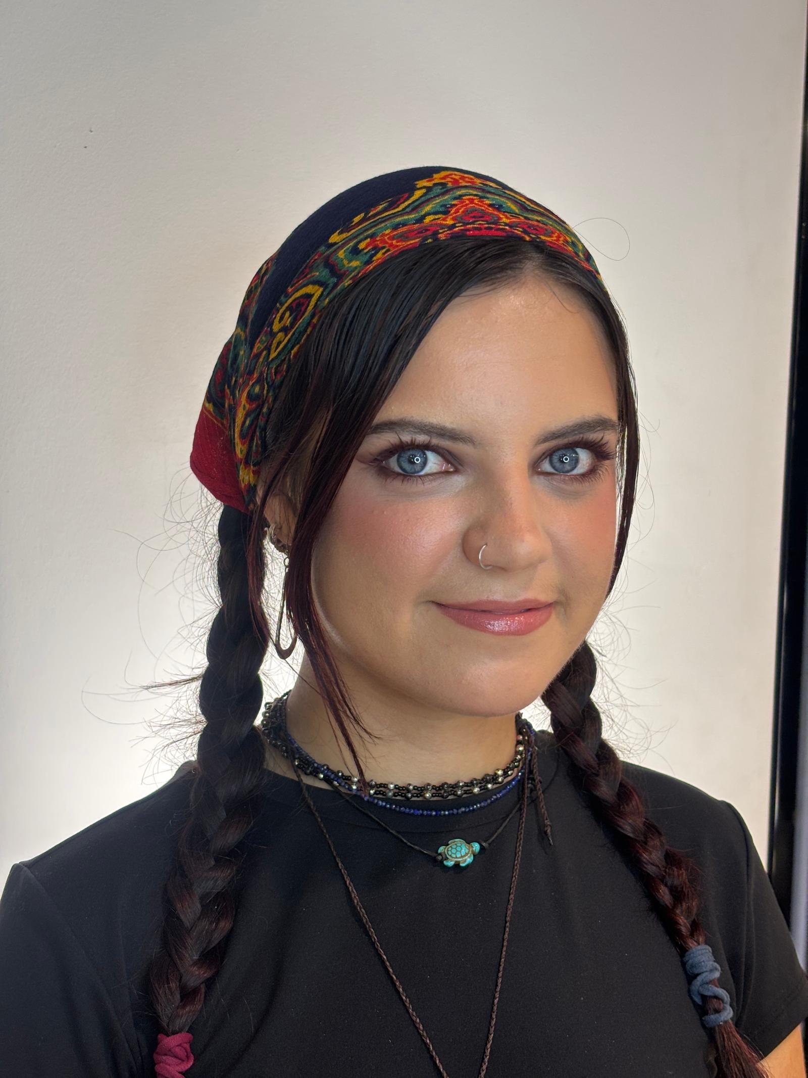 Layla — makeup & hair artist