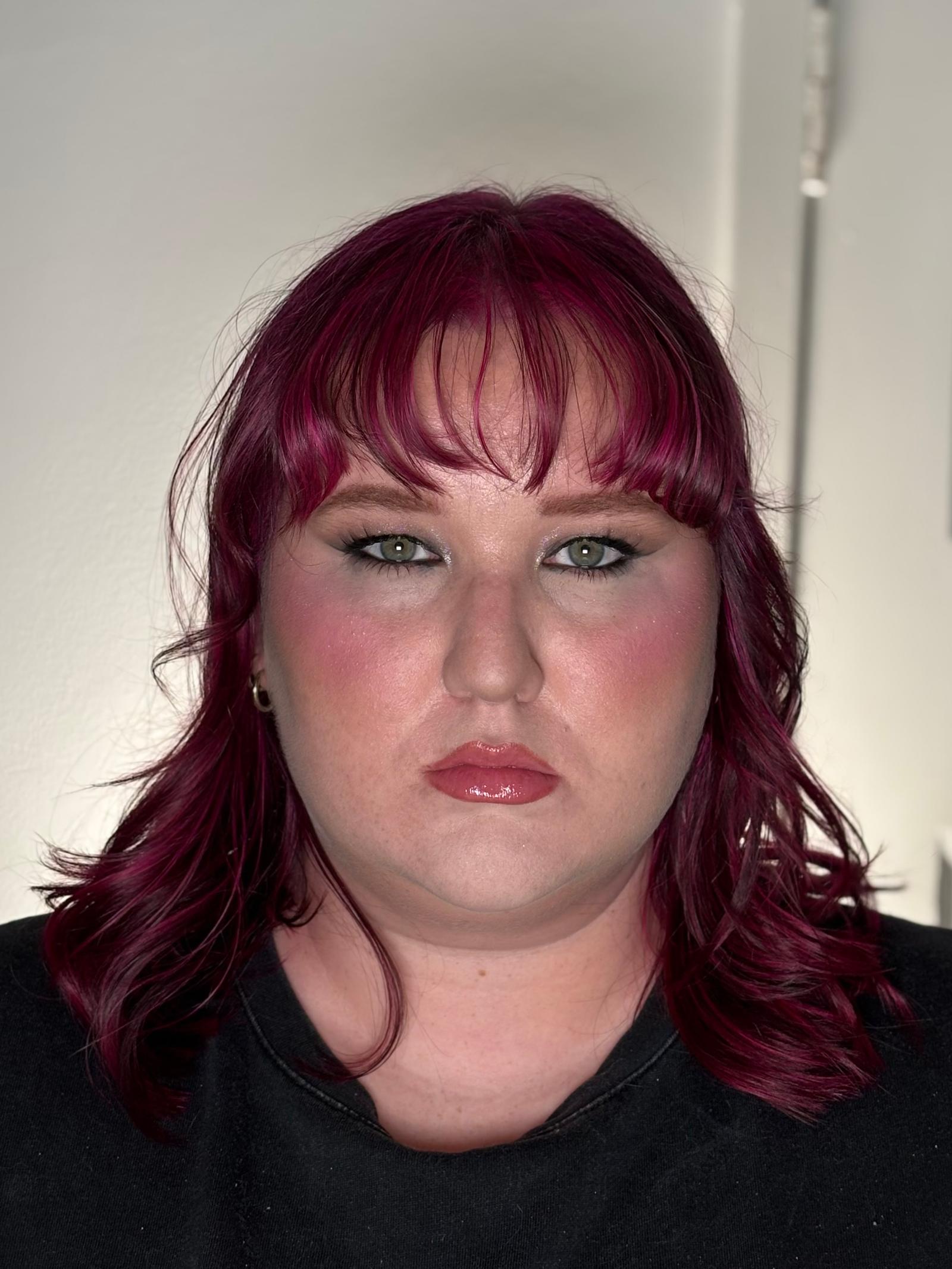Layla — makeup & hair artist