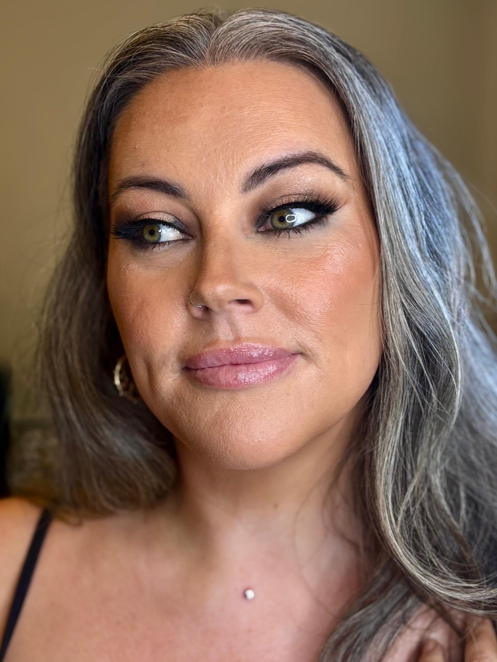Layla — makeup & hair artist